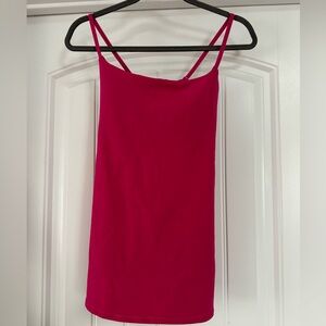 Lululemon Dancing Warrior Tank in Jewelled Magenta/Dashing Purple size 8